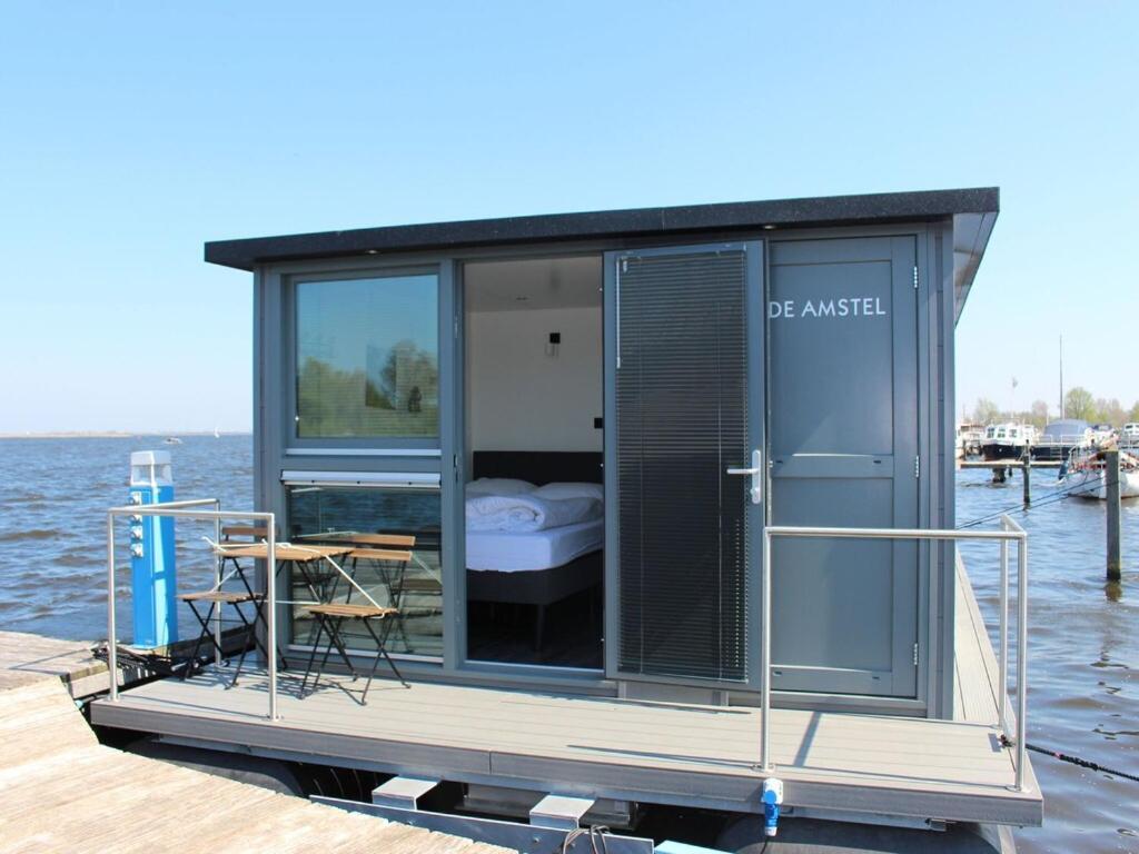 Modern Houseboat With Air Conditioning Located In Marina Uitgeest Exterior foto